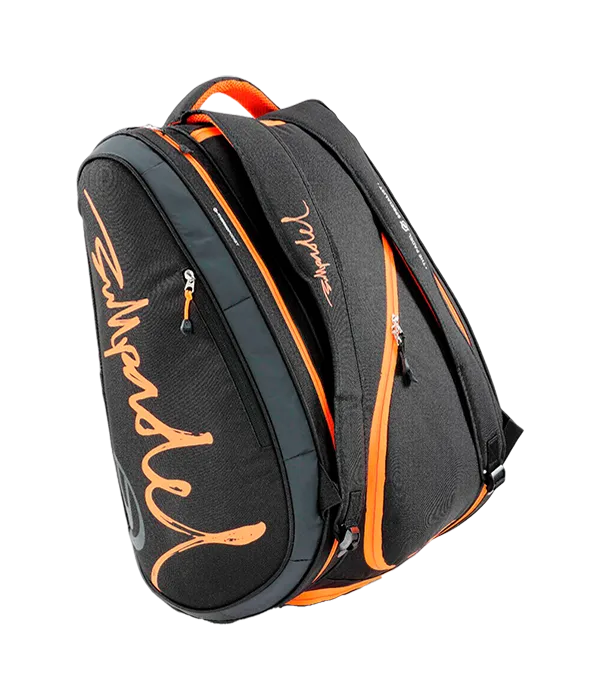 Paletero Bullpadel Ionic Negro 2025