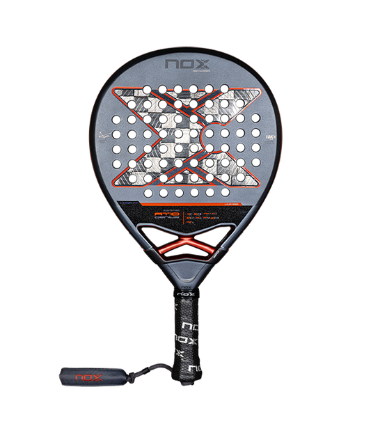 Pala NOX AT10 Genius 18K 2025 Agustín Tapia