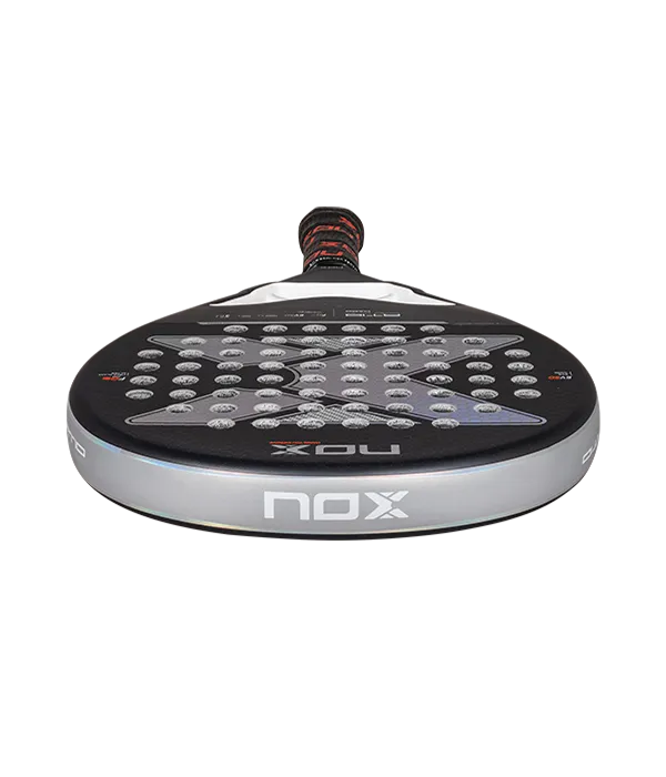 Pala Nox AT10 Pro Cup Hard 2025 Agustín Tapia