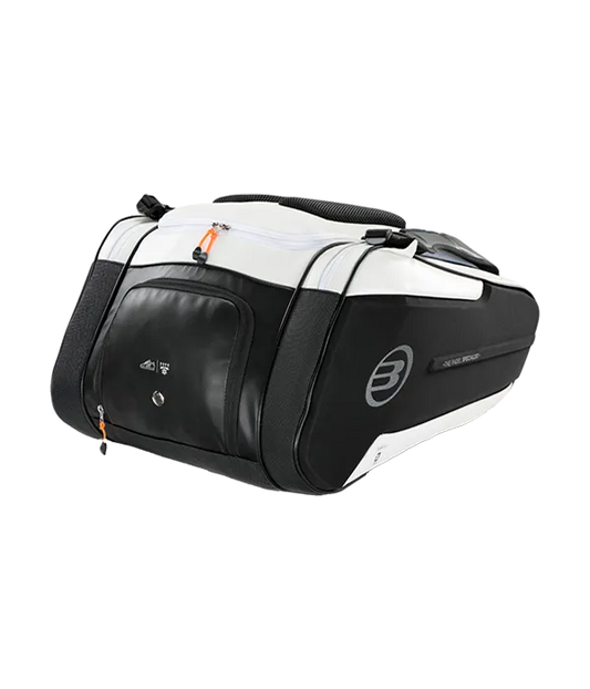 Paletero Bullpadel Hack Negro/Blanco 2025