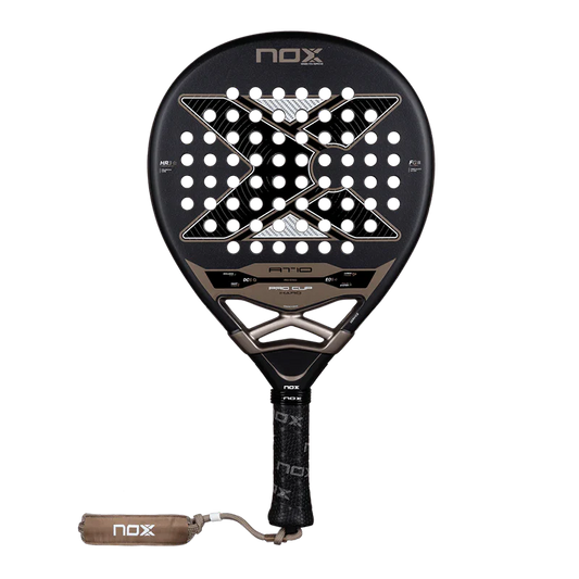 Pala Nox AT10 Pro Cup Hard by Agustin Tapia 2026